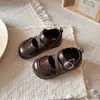 Zapatos de cuero para niña estilo retro con tiras cruzadas, nuevo estilo de verano, zapatos de bebé de suela blanda, disponibles en burdeos, marrón y negro, zapatos de princesa versátiles