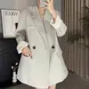Blazer negro para mujer con un toque de alta gama, diseño entallado en la cintura y adelgazante, casual y elegante, adecuado para primavera y otoño, atuendo profesional de corte holgado