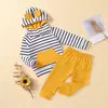 Traje infantil masculino 2021 Primavera e Outono novo estilo europeu e americano suéter listrado amarelo conjunto de duas peças crianças pequenas e médias estilo ocidental