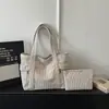 Bolsa de veludo cotelê vintage de alta qualidade para mulheres, novo modelo 2026, bolsa tote versátil de grande capacidade, bolsa de ombro moderna para o dia a dia