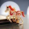Llavero de coche de colección de ponis con incrustaciones de diamantes, lindo accesorio de metal para bolsos de mujer, llavero "Caballo al Éxito", pequeño regalo