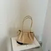 Bolso de mano retro de gamuza para otoño e invierno para mujer, nuevo bolso de hombro de moda 2026 para ir al trabajo, bolso tote casual de gran capacidad