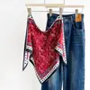 Lenço Triangular Estampado com Textura Desgastada Novo Estilo de Primavera, Lenço de Cabeça Multifuncional Versátil Anti-Amassado com Proteção Solar, Lenço de Seda de Alta Qualidade para Amarrar na Cintura