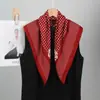 2026 Nuevo Pañuelo Cuadrado Pequeño de Camelia Combinado con Camisas y Trajes, Pañuelo Delgado para Mujer, Pañuelo de Seda Artístico para Protección del Cuello