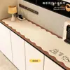 Alfombrilla de cuero de dibujos animados simple para aparador, alfombrilla para mueble de TV, lavable, resistente al calor, resistente a la suciedad, alfombrilla larga para zapatero, alfombrilla protectora para encimera
