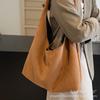 Bolsa Grande Fosca Retrô para Mulheres 2026 Outono e Inverno Novo Estilo Roupa de Trabalho Grande Capacidade Versátil Nicho Bolsa Tote Bolsa de Ombro