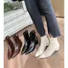 Otoño/Invierno 2025 Nuevo Estilo Elegantes Botines Cortos de Punta Fina con Tacón Grueso para Mujer, Versátiles, Elásticos, Adelgazantes, Tacón Medio, Botas Martin Forradas