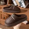 Nuevas Zapatillas de Algodón de Cuero PU para Hombre, Zapatillas Caseras de Felpa con Suela Gruesa, Se Pueden Usar Afuera, Zapatillas de Algodón Impermeables y Cálidas con Forro de Terciopelo para Hombre