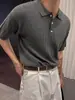 Camiseta de Punto para Hombre Estilo Coreano Diseño de Nicho Verano 2026 Retro Tendencia Simple Ajustada Manga Corta Top