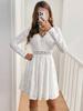 Europa y América Transfronterizo 2025 Elegante Vestido Mini de Vacaciones de Mujer de Color Sólido con Encaje Patchwork Vestido de Sol Lateral Festoneado