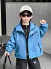 Conjunto de dos piezas cortavientos para niño de primavera y otoño, Chaqueta con capucha elegante y moderna estilo coreano para niños, Ropa de moda para bebé