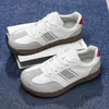 Sapatos Masculinos 2026 Novo Estilo Cabedal em Couro Genuíno Versátil Retro Tênis de Plataforma Masculino Cano Baixo Esportivo Casual Sapatos de Treinamento Alemães em Pele de Porco