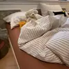 Conjunto de cama listrado rosa minimalista de quatro peças, 100% algodão, modelo novo 2026, capa de edredom, lençol, conjunto de cama de três peças 4