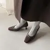 Tacones Altos de Diseñador Únicos con Cuero Genuino, Punta Cuadrada Estilo Francés, Hebilla Metálica, Patrón de Cuadros, Piel de Vaca, Boca Baja, Zapatos de Mujer de Moda