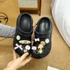 Moda Popular Lindo Cachorro Senbei Versátil Accesorios Lindos DIY Desmontables Charms para Zapatos Ins