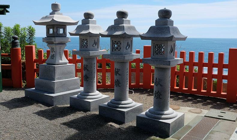 石灯实景展示1.jpg