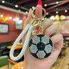 Chaveiro de futebol com um lado cravejado de diamantes, acessório para fã de moda coreana, pingente versátil de bolsa para casal, luxo leve