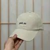 Gorra de béisbol de ala curva suave con bordado de letras de nicho otoñal para adelgazar para mujer, gorra versátil casual personalizada tipo pico para hombre, moderna