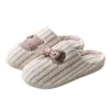 Lindas zapatillas de algodón para mujer para otoño e invierno, uso en interiores en casa, cálidas y afelpadas, diseño de dibujos animados, antideslizantes, silenciosas, pantuflas para el suelo del hogar
