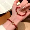 Pulsera de Ágata Roja Natural con Pequeñas Perlas Doradas y Perlas de Transferencia Completas de Diamante, Elegante y de Moda, Lujo Ligero, Regalo de Año Nuevo de Alta Gama para Mujeres