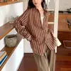 Camisa de Linho Listrada Tecida com Cor Estilo Old Money para Mulheres, Nova Coleção Outono/Inverno 2026, Blusa Elegante Casual Simples de Manga Longa para Camadas