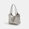 Bolso de Moda Bolso Tote Plateado Gran Capacidad 2025 Otoño e Invierno Nuevo Bolso de Axila Bolso de Hombro para Viajar Bolso Cesta de Verduras para Mujer