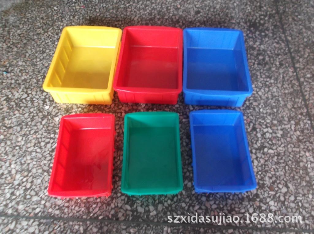 塑料箱