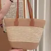 Bolso de Paja Tejida Nuevo Verano 2026, Estilo para el Trabajo, Gran Capacidad, Diseño Rayado, Versátil, Bolso de Playa a la Moda para Mujer