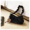 Bolsa feminina 2025 nova popular bolsa de axila, bolsa nuvem de alta qualidade, bolsa pequena de ombro único plissada texturizada de nicho, bolsa transversal
