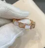 Anillo de serpiente versión ancha nácar, anillo de hueso de serpiente nácar blanco, anillo de alta gama versión estrecha incrustado de diamantes, anillo de pareja de lujo ligero de moda