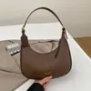 2026 Nova Bolsa Transversal Simples e Versátil de Grande Capacidade em Formato de Lua para Passeios, Bolsa de Ombro Único e Design Exclusivo Macio para Mulheres