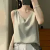 Camisola de Cetim de Seda com Alças Duplas Colete Feminino Verão 2024 Novo Estilo Curto Slim com Decote em V Top Interno Camiseta