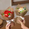 Ramo de punto terminado transfronterizo con un toque de alta gama, ramo de hilo de rosa y tulipán, regalo de cumpleaños para novia, regalo del Día de San Valentín
