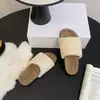 Zapatillas de felpa de suela plana súper populares de celebridad de internet para mujer, adecuadas para usar en exteriores, nuevo modelo otoño e invierno 2026, sin cordones, antideslizantes, zapatillas de algodón Boken