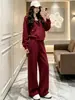 Conjunto Súper Trendy Otoño/Invierno 2026: Juvenil, Moderno, Informal, Deportivo, Chaqueta con Forro Polar, Sudadera Roja, Conjunto Completo con Pantalones para Mujer