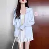 Ropa de verano 2025 de seda helada con protección solar para mujer, abrigo de verano de color liso, transpirable, fino y holgado.