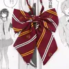 Colección de Pajaritas RayadasPajarita JK Sin Corbata Plana con Plumas Estilo Japonés Camisa de Uniforme Escolar Estilo Estudiante