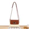 Dropshipping Estilo Nuevo Marco de Cuerda de Papel Cerradura de Nariz de Toro Color Caramelo Moda Bolso Tejido de Cuerda de Papel Bolso Cruzado de Playa para Mujer