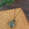 Tapa abatible tallada estilo retro Reloj de bolsillo grande de los doce signos del zodíaco Estilo étnico Diseño nostálgico Reloj de cuarzo luminoso Joyería de nicho