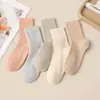 Algodón por Dentro y por Fuera, Calcetines de Doble Costura Liaoyuan para Mujer, Rayas Finas, Color Sólido Versátil, Calcetines de Algodón Espesos para Mujer hasta la Pantorrilla Venta al por Mayor