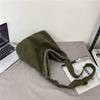 Bolsa Grande Capacidade 2021 Nova Bolsa de Ombro Feminina Transversal Versátil ins Bolsa Tote de Lona Bolsa de Aula para Estudante Universitário