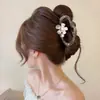 Grampo de Cabelo Nuvem Refrescante de Verão para Mulheres 2026 Novo Estilo Flor Pérola de Alta Qualidade Presilha Tubarão Grampo de Cabelo Acessório de Cabelo para Mulheres