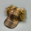 Bonés de Beisebol Xadrez Retro Estilo Coreano Bordados com Letras para Homens e Mulheres Quentes Leves de Aba Reta para Uso Externo Chapéus Lei Feng Atacado