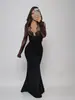 Vestido elegante com emenda de renda, decote V profundo, sexy, justo ao corpo, novo para o outono de 2026, vestido bodycon feminino europeu e americano