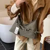 Bolso de Hombro Retro de Nicho de Moda 2025 Invierno Nuevo Gran Capacidad Bolso de Hombro para Viajes Bolso Tote Casual Versátil