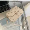 Bolsas Pequenas Populares Deste Ano para Mulheres 2024 Nova Moda Trançada Bolsa de Ombro Único Transversal Bolsa Quadrada Pequena de Palha com Renda Celebridade da Internet