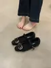 Sapatos Peludos Estilo Tweed para Mulheres, Sapatos Liso de Veludo, Sapatos Baixos com Fivela de Metal Mary Jane Femininos para Usar na Rua Novo Inverno 2025