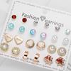 Venta directa de fábrica comercio exterior caliente 12 pares de perlas de imitación diamantes de imitación bola dorada conjunto de pendientes de tarjeta para mujer venta al por mayor