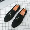 Mocasines de conducción para hombre de talla grande transfronterizos, nuevo estilo de comercio exterior, zapatos de gamuza con borlas modernos y a la moda