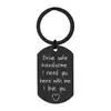 Pequeño Llavero de Recordatorio Conduce con Cuidado Guapo. Conduce con seguridad Joyería Colgante de Acero Inoxidable Regalo
